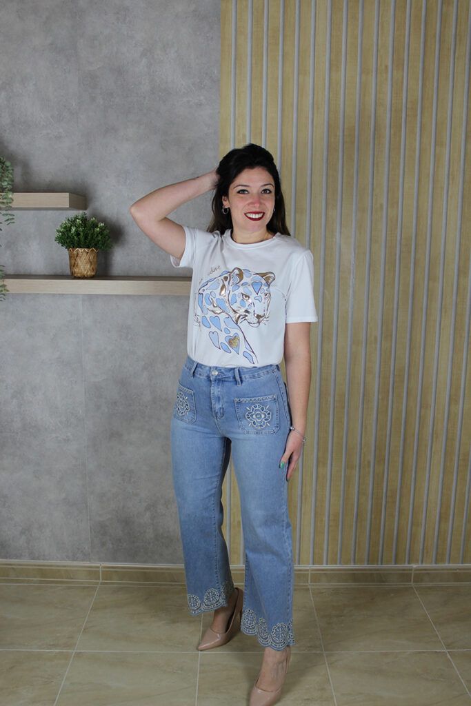 Jeans Bordado Bolsillo