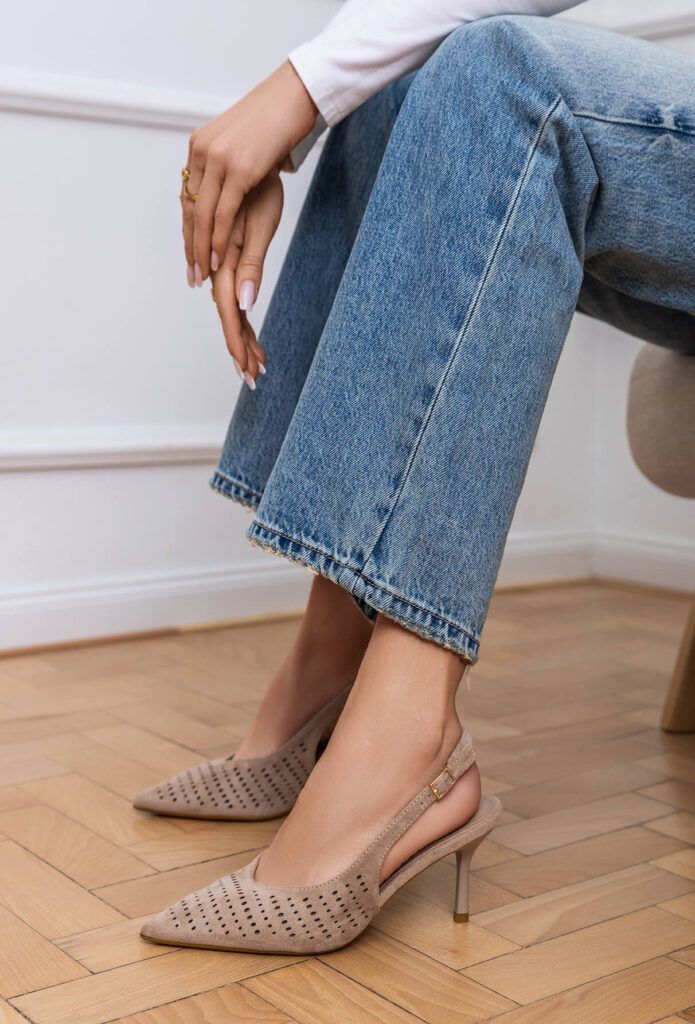 Zapato Puntera Perforado Topo