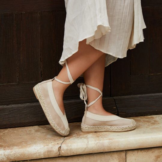 Bailarina Esparto Atada Beige