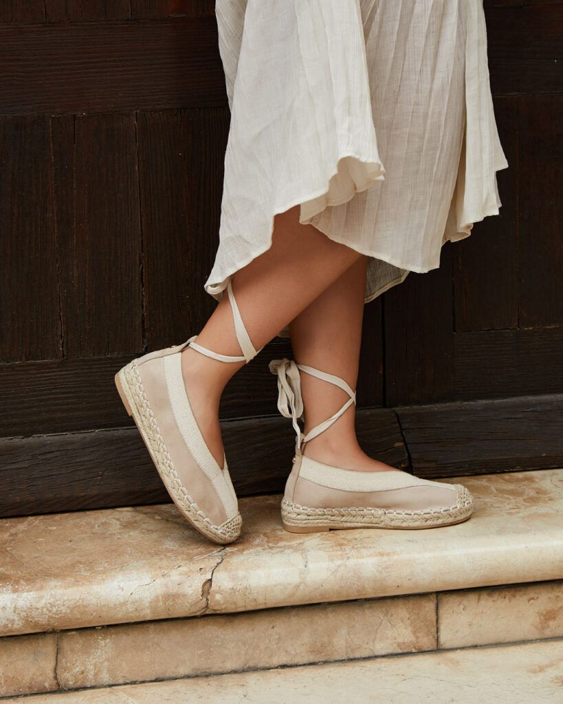 Bailarina Esparto Atada Beige